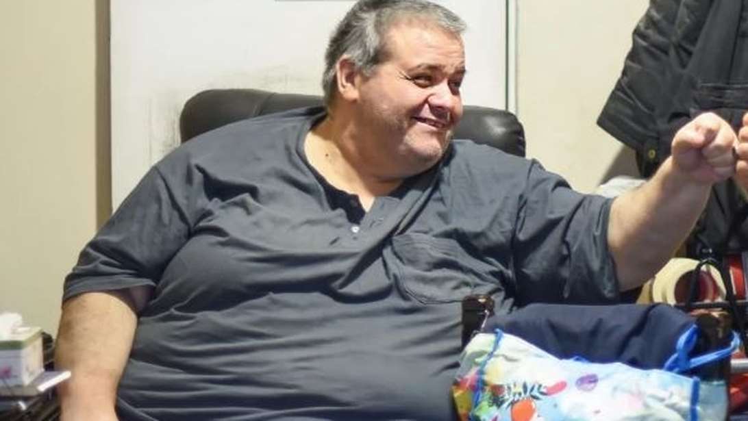 Κώστας Μακέδος: Καθηλωμένος σε καρέκλα ο ηθοποιός - Η μάχη με την παχυσαρκία