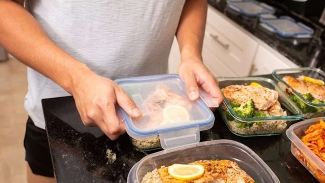 Πώς μπορούμε να χάσουμε λίπος, αλλά όχι μυϊκή μάζα - Τι να προσέξουμε όσο μεγαλώνουμε