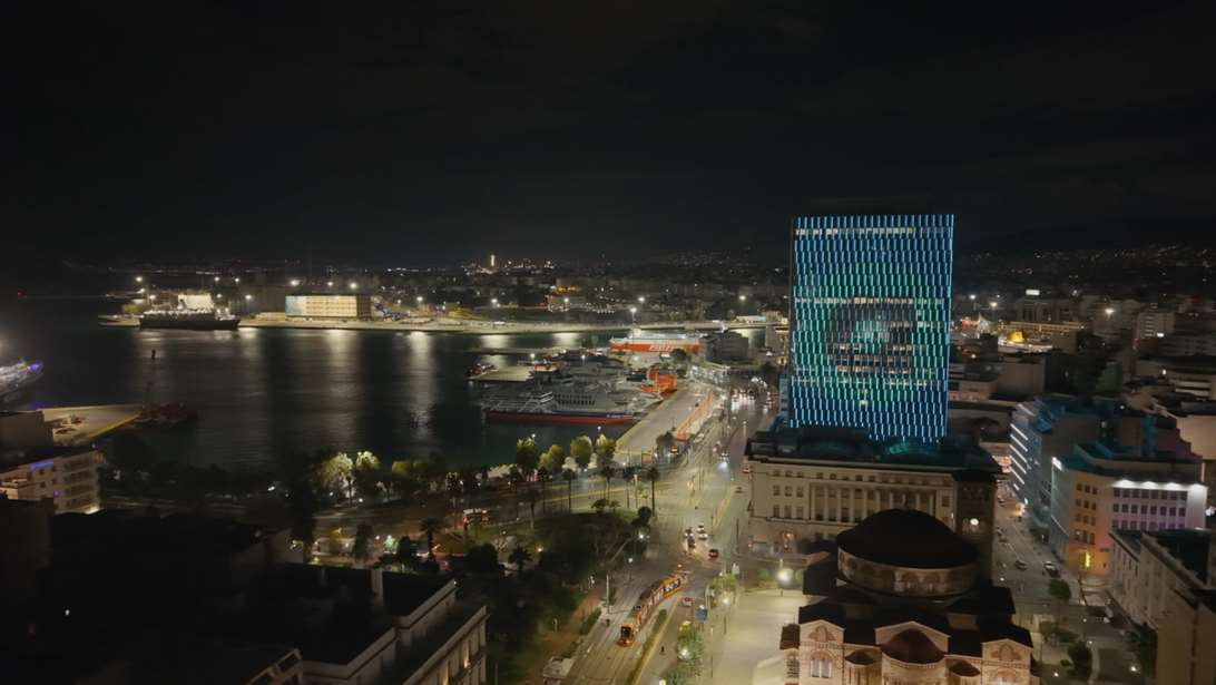 Ο Πύργος του Πειραιά στα χρώματα της Allwyn