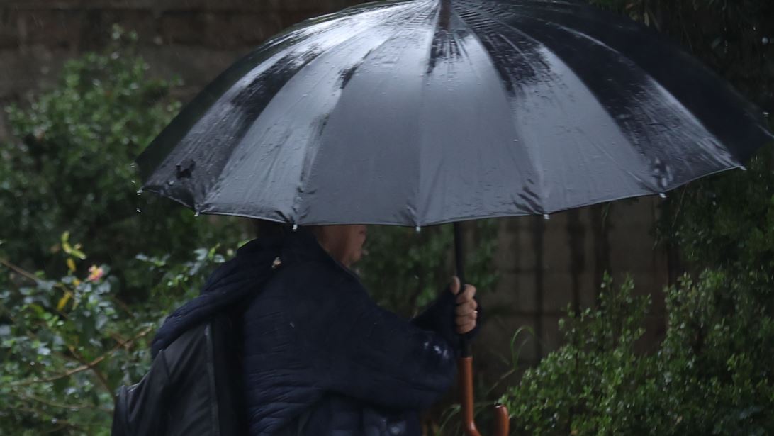 Τσατραφύλλιας: Τρία βαρομετρικά χαμηλά μέχρι την Κυριακή - "Να ψήσετε το μεσημέρι της Τσικνοπέμπτης..."