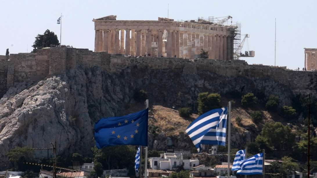 Fitch Ratings: Αναβάθμισε σε &quot;ΒΒΒ&quot; την πιστοληπτική ικανότητα της Ελλάδας - Με σταθερές προοπτικές