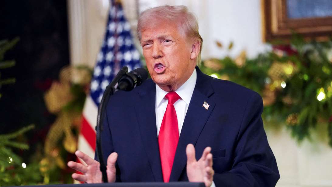 Ο Τραμπ οργανώνει προσευχή στις 17 Μαΐου στην Ουάσινγκτον: "Αφιερωνουμε εκ νέου την Αμερική στον Θεό"