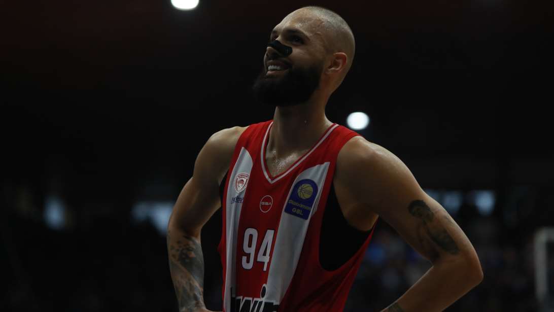 Ο Φουρνιέ είναι ερωτευμένος... με τα τρίγωνα Πανοράματος - "Happy Valentine’s day" [εικόνα]