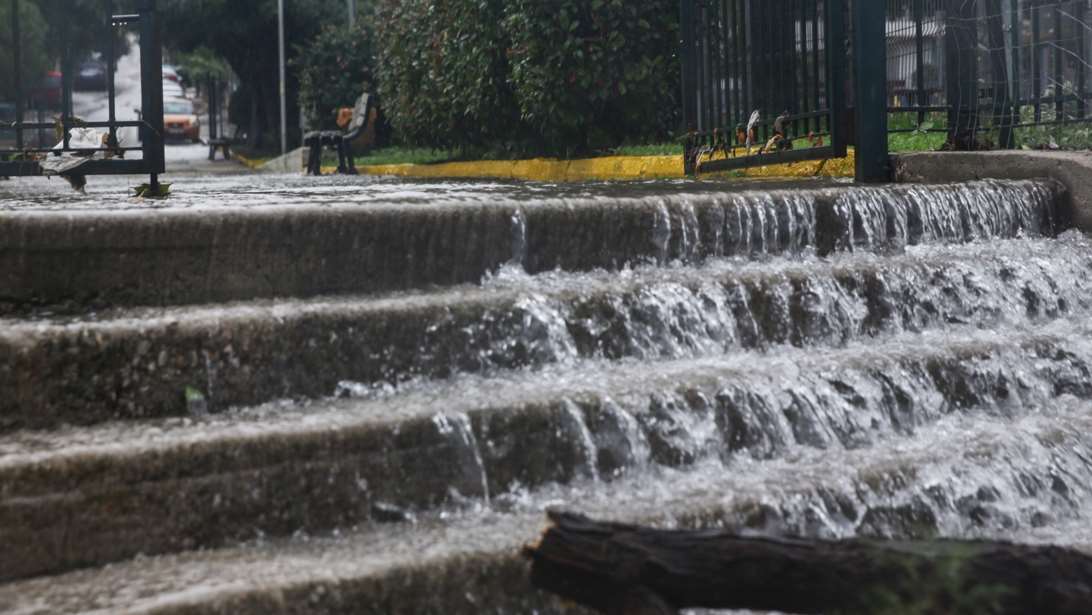 Επιτροπή Εκτίμησης Κινδύνου: Μέχρι το απόγευμα τα φαινόμενα στη Θεσσαλία - Βροχοπτώσεις στη Μακεδονία