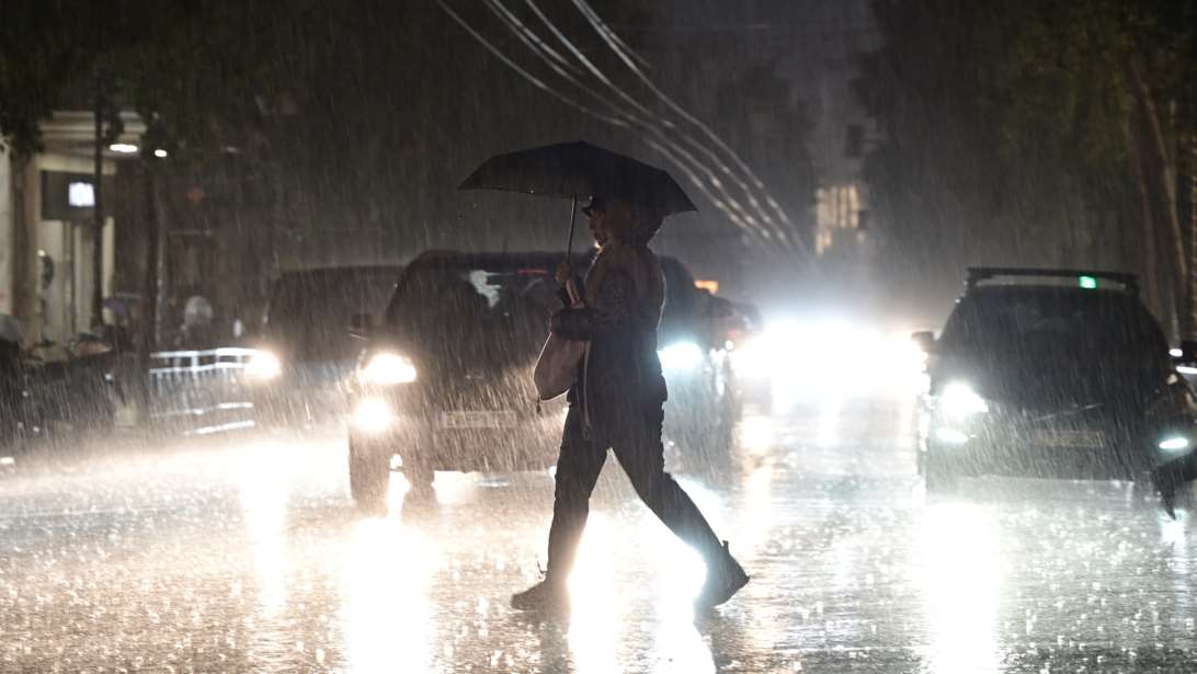 Σε "red code" η χώρα λόγω κακοκαιρίας: Ηδη η Πυροσβεστική δέχθηκε 120 κλήσεις - Οι συστάσεις της Πολιτικής Προστασίας