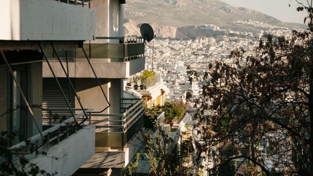 Ωρα εξαγγελιών για το στεγαστικό: Ποια μέτρα είναι στο τραπέζι - Τι θα γίνει με ενοίκια και βραχυχρόνιες μισθώσεις