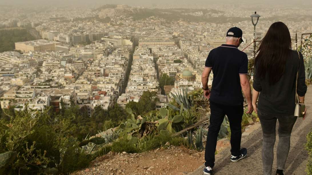 Κολυδάς: Θυελλώδεις νοτιάδες την Κυριακή και μεγάλη μεταφορά σκόνης από την Αφρική