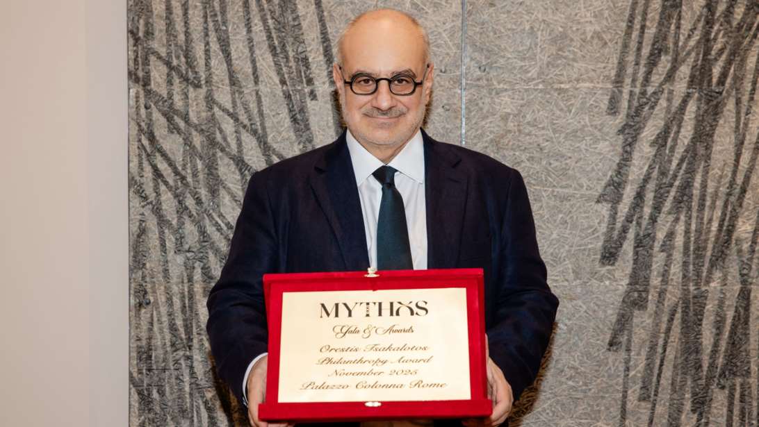 Με το Philanthropy Award τιμήθηκε ο πρόεδρος του ομίλου Qualco, Ορέστης Τσακαλώτος