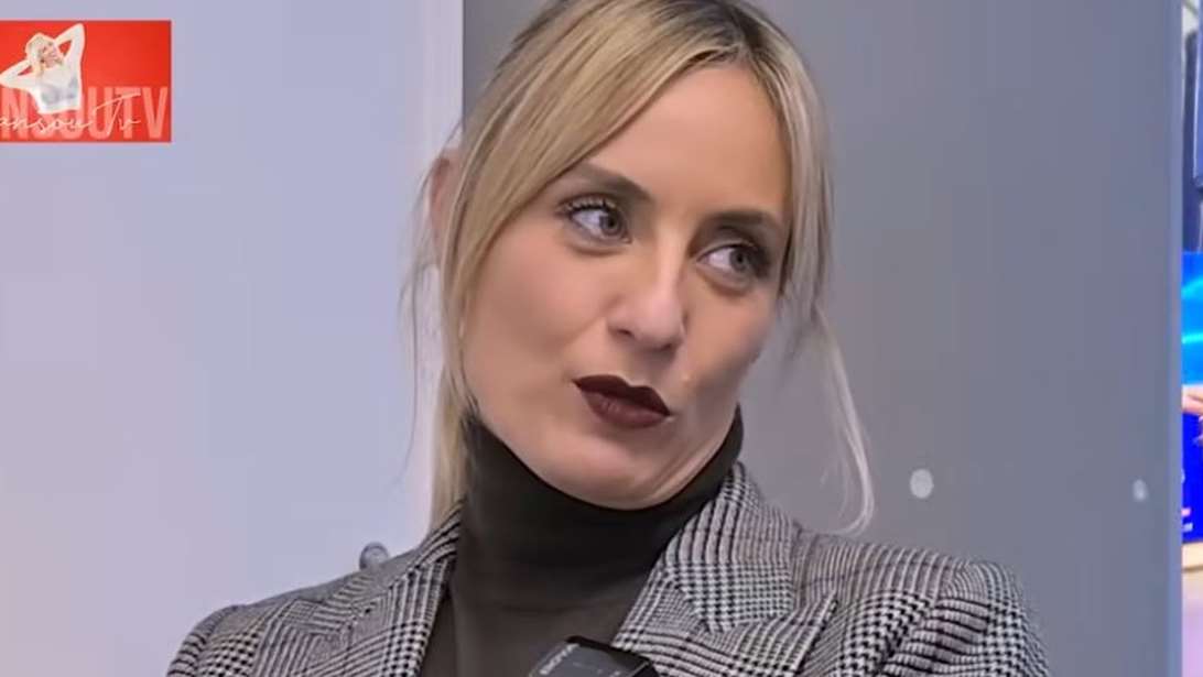 Ελεονώρα Μελέτη για Θ. Μαροσούλη: &quot;Περνάμε μια φάση, όταν γυρίζω εγώ στην Ελλάδα, φεύγει αυτός - Εχουμε συνεπιμέλεια&quot;