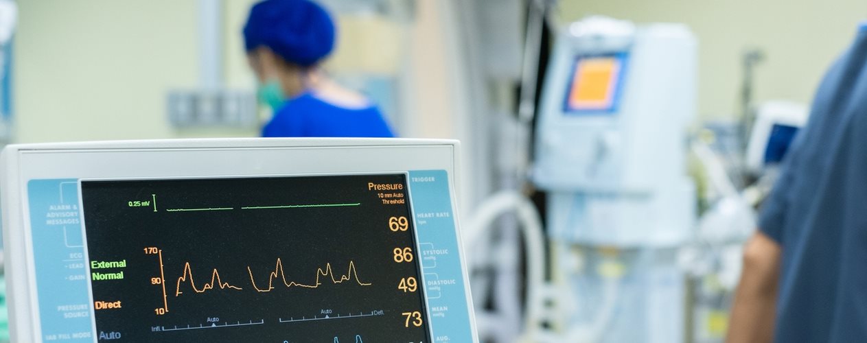 &quot;Χτυπούσε την πλάτη στην κολώνα να το βγάλει&quot;: Συγκλονίζουν οι μαρτυρίες για τον 22χρονο που πνίγηκε με το μπέργκερ