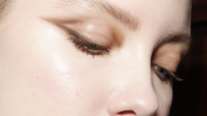 Toffee Makeup: Η τάση στο μακιγιάζ που θα βλέπουμε παντού τους επόμενους μήνες