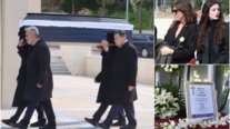 Συντετριμμένη η Βάνα Μπάρμπα στην κηδεία του Λάκη Ραπτάκη – Στο πλευρό της η 24χρονη κόρη της, Φαίδρα