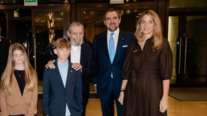 Χρυσή Βαρδινογιάννη: Με τον πατέρα της και τα παιδιά της στο Μέγαρο Μουσικής - Δίπλα της ο Νικόλαος Ντε Γκρες