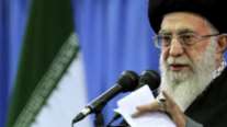Ιράν: Μια αμερικανική επίθεση θα πυροδοτούσε "περιφερειακό πόλεμο", προειδοποίησε ο αγιατολάχ Χαμενεΐ