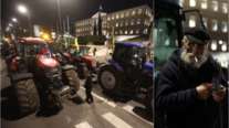 Στο Σύνταγμα θα κοιμηθούν οι αγρότες - "Τα μπλόκα θα ξαναστηθούν εάν δεν λυθούν τα προβλήματά μας" [εικόνες - βίντεο]