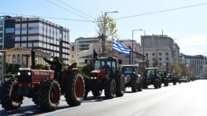 Σύνταγμα: Αποχωρούν οι αγρότες - "Ο αγώνας συνεχίζεται, δε λύθηκαν τα προβλήματα", υποστηρίζουν [βίντεο]