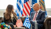 Κίμπερλι Γκίλφοϊλ: Συνάντηση με τον Νίκο Δένδια στο Πεντάγωνο - &quot;Θα με βλέπετε συχνά&quot; [εικόνες]