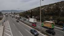 28η Οκτωβρίου: Αυξημένα μέτρα της Τροχαίας σε όλη την επικράτεια - Απαγόρευση κυκλοφορίας των φορτηγών άνω των 3,5 τόνων