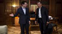 Θεοδωράκης για Τσίπρα: Μετέθεσαν το ραντεβού μας για να γίνει η συγκυβέρνηση με τον Καμμένο - Τα περιγράφει σαν μυθιστόρημα