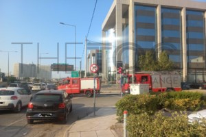 Τροχαίο στην Καλλιθέα, μποτιλιάρισμα στην Παραλιακή - Σύγκρουση οχημάτων στην Αττική οδό, μετά τα Γλυκά Νερά - εικόνα 2