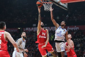 Κύπελλο Ελλάδος: Η γκολάρα του 18χρονου Μουζακίτη στο 94' έστειλε τον Ολυμπιακό στους "4" - 1-0 τον Παναθηναϊκό [βίντεο] - εικόνα 2