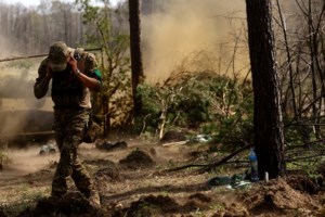 Ουκρανία: Ούτε το Πάσχα δεν σταμάτησαν οι ρωσικοί βομβαρδισμοί - "Τίποτα δεν είναι ιερό"