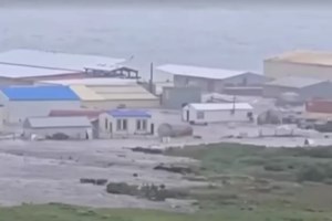 Κατολίσθηση στη Σικελία αφήνει μια πόλη στο χείλος του γκρεμού: Σπίτια κρέμονται σε μήκος τεσσάρων χλμ - εικόνα 5