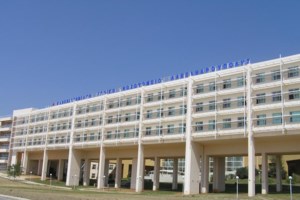 Καθηγητής Σαρηγιάννης: Τέλη Σεπτεμβρίου το δεύτερο κύμα της πανδημίας στην Ελλάδα, λόγω ασυμπτωματικών τουριστών