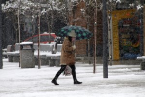 Σε κλοιό βαρυχειμωνιάς από μεθαύριο η χώρα: Βουτιά του υδράργυρου ακόμη και 14 βαθμούς, προβλέπει ο Τσατραφύλλιας