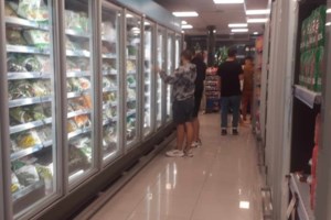 Αιματηρή συμπλοκή μεταξύ 13χρονων στην Τρίπολη – Βγήκαν μαχαίρια, χειρουργήθηκε στον λαιμό ο ένας