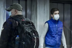 Επίδομα 800 και 600 ευρώ, κούρεμα χρεών, μειώσεις ενοικίου: Όλες οι προθεσμίες και η διαδικασία