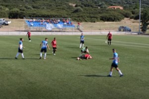 Εικόνες ντροπής στο Άγιαξ - Φέγενορντ: Βανδαλισμοί, χημικά και οριστική διακοπή του αγώνα [βίντεο]