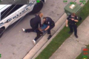 Βιρτζίνια: "Αποκαθήλωση" για το ιστορικό άγαλμα του Στρατηγού Λη των Νοτίων εν μέσω ταραχών - εικόνα 2