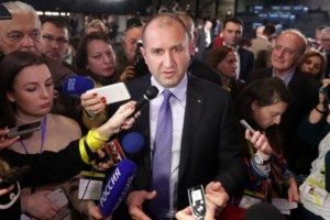 "Καρφί" Ακρίτα για Μητσοτάκη: Εκλιπαρεί να τηρηθεί η συμφωνία των Πρεσπών φτιάχνοντας τη μέρα του Τσίπρα και του Κοτζιά