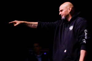 ΗΠΑ: Τα βλέμματα όλων σε 3 έδρες της Γερουσίας - Πλησιάζουν την πλειοψηφία στη Βουλή οι Ρεπουμπλικάνοι - εικόνα 2