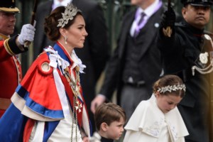 Ανησυχητικά νέα για τον Κάρολο: Ο καρκίνος του βασιλιά είναι πιο επιθετικός από ό,τι πιστεύεται - Ετοιμάζει τη διαδοχή του - εικόνα 3