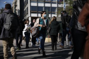 Νέα έρευνα: Αυξημένος κίνδυνος για βαριά νόσο και θάνατο, από συλλοίμωξη κορονοϊού και γρίπης