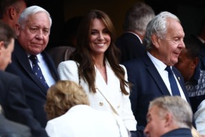 Έκρυψαν την Κέιτ για να μην επισκιάσει την Καμίλα και τον Κάρολο: Η άτυπη συμφωνία και η απαγόρευση - εικόνα 14