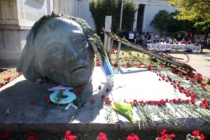 Κανονικά διεξάγονται τα δρομολόγια στη γραμμή 2 του μετρό – Πτώση ατόμου στις γραμμές