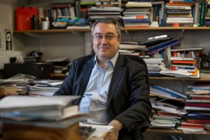 Μόσιαλος: Πόσο απέχουμε από τη δημιουργία μίας κοινωνίας με πολίτες "δύο ταχυτήτων";