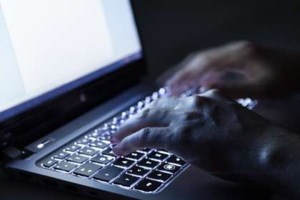 E-shop απατεώνες: Πουλούσαν κινητά, έπαιρναν τα λεφτά...αλλά δεν τα παρέδιδαν ποτέ στους αγοραστές