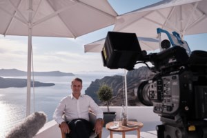 Θεοχάρης: Ανοιγμα χερσαίων συνόρων σε 2 φάσεις - Από 1η Ιουλίου οι απευθείας πτήσεις