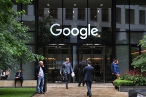 "Σαρώνει" το Twitter: Έφτασε τους 211 εκατ. καθημερινούς χρήστες - Αύξηση 37% των εσόδων