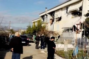 Άρτα: Στο νοσοκομείο με έμφραγμα ο πατέρας του 16χρονου που νοσηλεύεται σε κρίσιμη κατάσταση - εικόνα 2