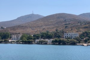 Τελεσίγραφο Κικίλια στους ιδιώτες γιατρούς μετά το διπλό "μαύρο" ρεκόρ: Η ενισχύετε το ΕΣΥ ή σας επιτάσσω - εικόνα 2