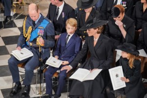 Η Κέιτ Μίντλετον βγήκε από το σπίτι: Η δεύτερη έξοδος μετά το χειρουργείο μαζί με τον Γουίλιαμ και τον Τζορτζ - εικόνα 8