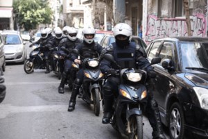 Αποφυλακίστηκε και συνελήφθη ξανά για διακίνηση ναρκωτικών στη Μύκονο - Αρχηγός σπείρας ο 48χρονος "Πρένγκα"