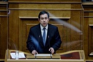 Με wifi, κάρτα και ωράριο εισόδου εξόδου τα νέα κλειστά κέντρα για τους μετανάστες