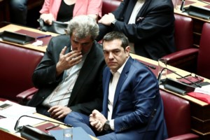 Ο ΣΥΡΙΖΑ τα έβαλε και με τον δημοσιογράφο Π. Λάμψια επειδή δεν του άρεσε ένα σχόλιο για τις σχέσεις Τσίπρα - Παυλόπουλου - εικόνα 2