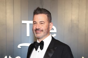 Τζίμι Κίμελ, η επιστροφή: Πώς η Disney αποφάσισε να πάρει πίσω την απόφαση για το "επ' αόριστον" κόψιμο της εκπομπής - εικόνα 2